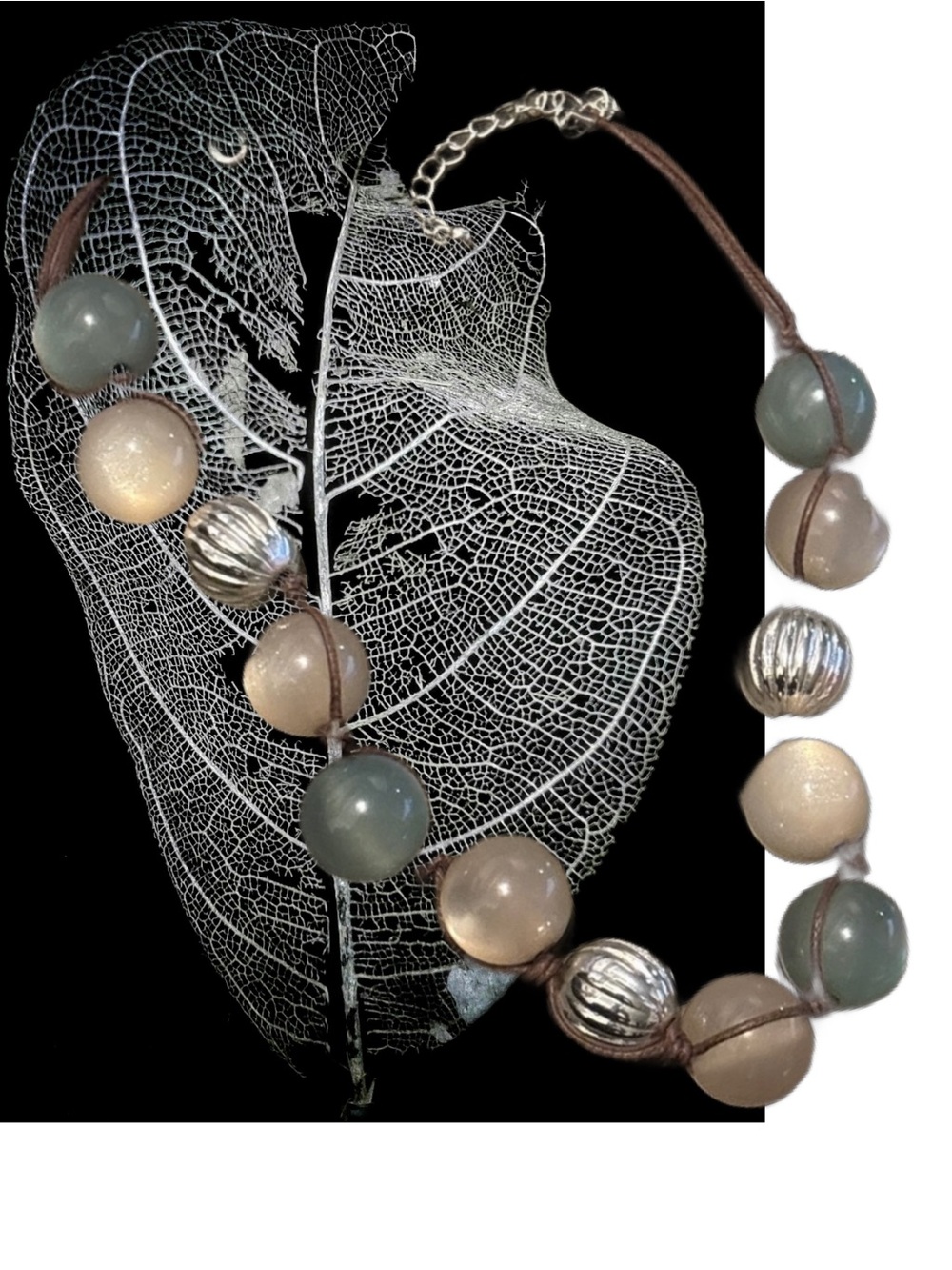George Cream and Silver Beaded Necklace